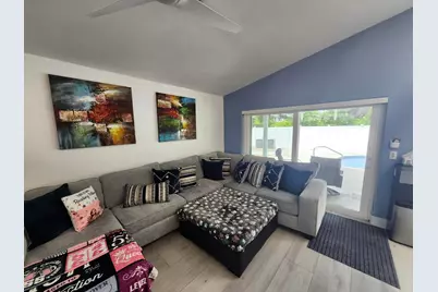 1582 NW 135th Avenue, Pembroke Pines, FL 33028 - Photo 17