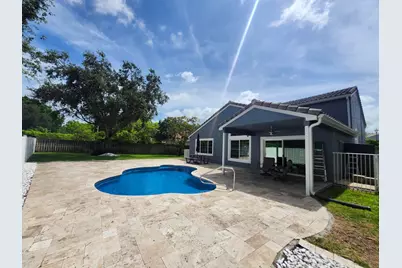 1582 NW 135th Avenue, Pembroke Pines, FL 33028 - Photo 5