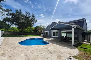 1582 NW 135th Ave, Pembroke Pines, FL 33028 - Photo 5