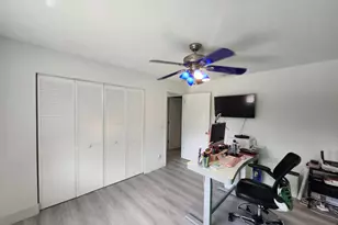 1582 NW 135th Ave, Pembroke Pines, FL 33028 - Photo 37