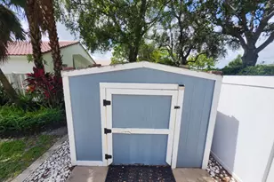 1582 NW 135th Ave, Pembroke Pines, FL 33028 - Photo 11