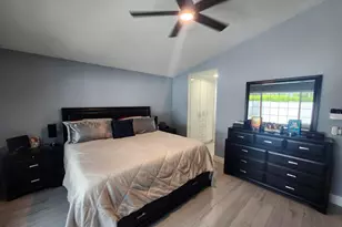 1582 NW 135th Ave, Pembroke Pines, FL 33028 - Photo 25