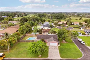 98 Pintail Ct, Royal Palm Beach, FL 33411 - Photo 11