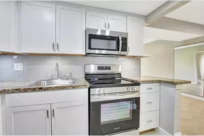 450 NW 20th Street #2020, Boca Raton, FL 33431 - Photo 9