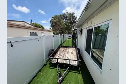 2016 Kenwood Road, West Palm Beach, FL 33409 - Photo 9