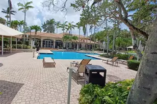19111 Glenmoor Dr, West Palm Beach, FL 33409 - Photo 23