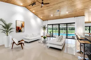 10710 Boca Woods Ln, Boca Raton, FL 33428 - Photo 9