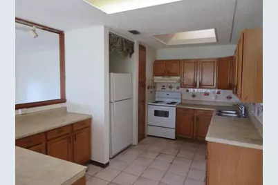 134 NW Peach Street, Port Saint Lucie, FL 34983 - Photo 5