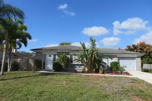 134 NW Peach St, Port Saint Lucie, FL 34983 - Photo 1