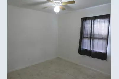 134 NW Peach Street, Port Saint Lucie, FL 34983 - Photo 9