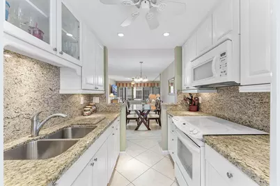 101 NE 19th Avenue #208, Deerfield Beach, FL 33441 - Photo 7