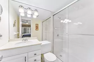 101 NE 19th Ave, Deerfield Beach, FL 33441 - Photo 9