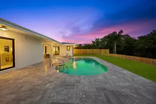 2370 NE 195th St, Miami, FL 33180 - Photo 23