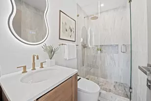 2370 NE 195th St, Miami, FL 33180 - Photo 19