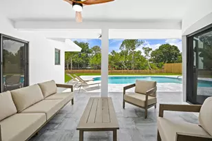 2370 NE 195th St, Miami, FL 33180 - Photo 21