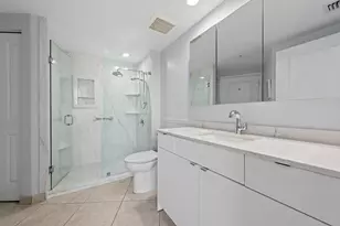 347 N New River Dr E, Fort Lauderdale, FL 33301 - Photo 5