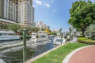 347 N New River Dr E, Fort Lauderdale, FL 33301 - Photo 25