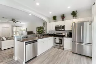 1543 Westchester Ave, Wellington, FL 33414 - Photo 5