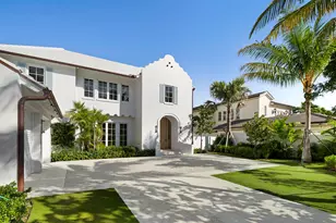 2219 E Ibis Isle Rd Road E, Palm Beach, FL 33480 - Photo 5