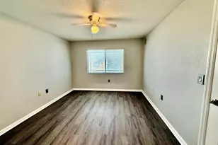 271 SW Palm Dr, Port Saint Lucie, FL 34986 - Photo 17
