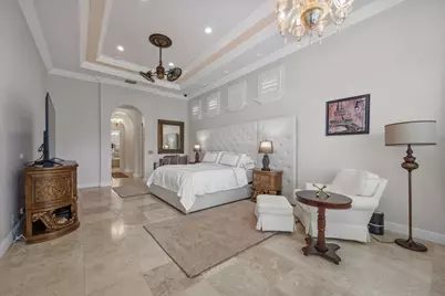 10771 Versailles Boulevard, Wellington, FL 33449 - Photo 19