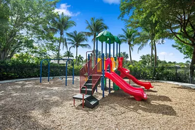 10771 Versailles Boulevard, Wellington, FL 33449 - Photo 57