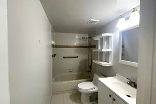 1811 Meadows Cir W, Boynton Beach, FL 33436 - Photo 17