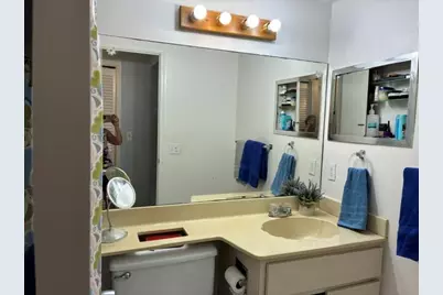 620 Horizon W #202, Boynton Beach, FL 33435 - Photo 9
