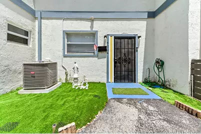 7904 SW 8th Street, North Lauderdale, FL 33068 - Photo 23