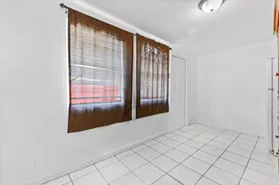 7904 SW 8th St, North Lauderdale, FL 33068 - Photo 11
