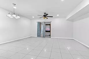 7904 SW 8th St, North Lauderdale, FL 33068 - Photo 3