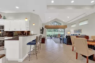 7064 Torrey Pines Cir, Port Saint Lucie, FL 34986 - Photo 9