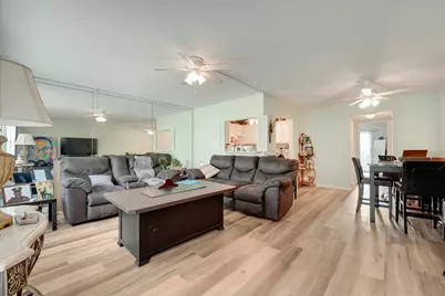 146 Mansfield D, Boca Raton, FL 33434 - Photo 3