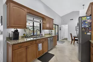 559 Azure Ave, Wellington, FL 33414 - Photo 15