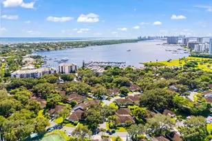 11352 Briarwood Pl, North Palm Beach, FL 33408 - Photo 21