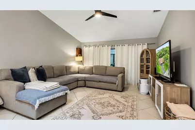 4335 N Palm Forest Dr Drive N, Delray Beach, FL 33445 - Photo 15