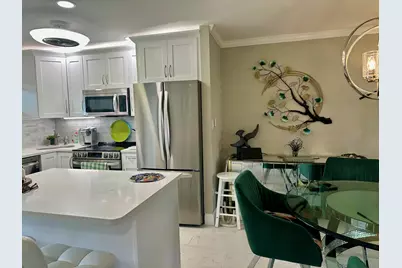 2721 Garden Drive N #105, Lake Worth, FL 33461 - Photo 9