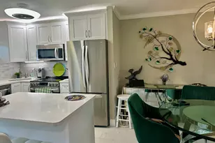 2721 Garden Dr N, Lake Worth, FL 33461 - Photo 9