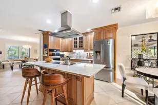 28 Marlwood Ln, Palm Beach Gardens, FL 33418 - Photo 13