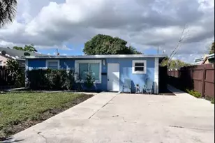 118 SW 12th Ave, Delray Beach, FL 33444 - Photo 1