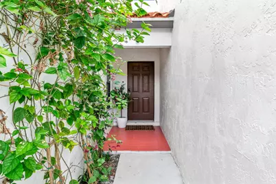 13549 Fountain View Boulevard, Wellington, FL 33414 - Photo 3