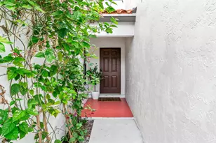13549 Fountain View Blvd, Wellington, FL 33414 - Photo 3