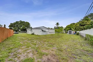 4111 SW 32nd Dr, West Park, FL 33023 - Photo 35