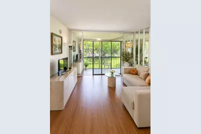 8990 S Hollybrook Boulevard #302, Pembroke Pines, FL 33025 - Photo 5