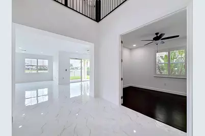 9508 Phipps Lane, Wellington, FL 33414 - Photo 13