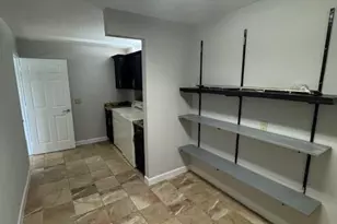 3540 Whitehall Dr, West Palm Beach, FL 33401 - Photo 7