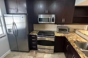 3540 Whitehall Dr, West Palm Beach, FL 33401 - Photo 9