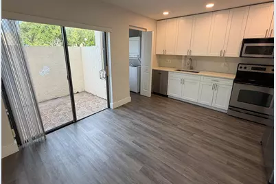 223 SE 11th Avenue #B, Pompano Beach, FL 33060 - Photo 3