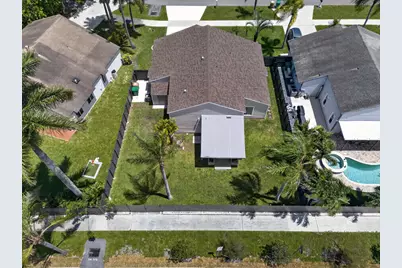13560 SW 9th Court, Davie, FL 33325 - Photo 9