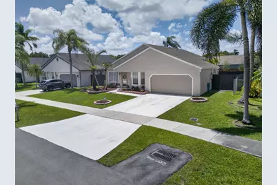 13560 SW 9th Court, Davie, FL 33325 - Photo 5